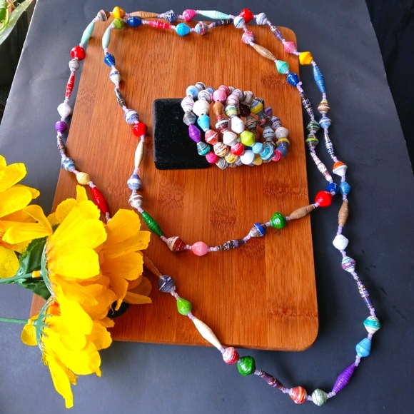 2PC Beautiful African Bead Jewelry Set - Picture 8 of 10